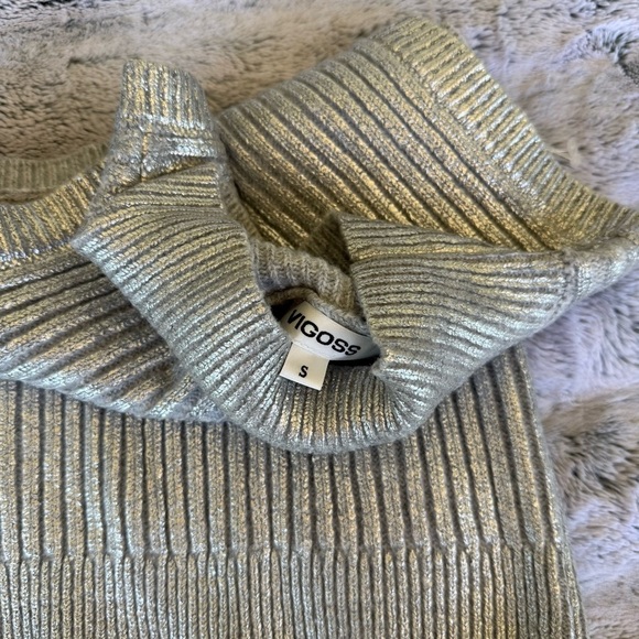 VIGOSS Silver Sweater Vest - Picture 3 of 4